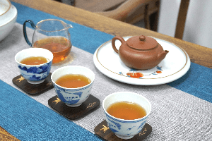 2015年珍藏青沱开汤，福今高端珍藏茶品，市场热度逐年上升