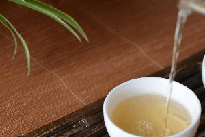 龙井茶的香气特征是香气清高
