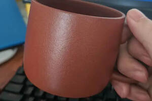 紫砂的保温性特别适合办公环境用来泡茶