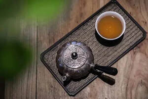 普洱茶可以用铁壶泡吗