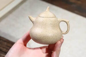 葫芦（国工艺美术师）宜兴原矿紫砂茶壶