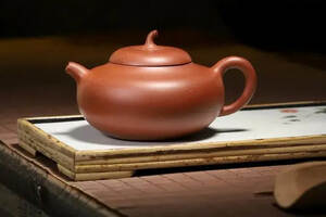 「茄花」范俊华 （国助理工艺美术师）宜兴原矿紫砂茶壶