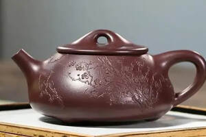 「梅花满瓢」宜兴刘彩萍原矿堆绘紫砂茶壶