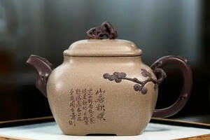 「山居秋暝·松」刘彩萍（国工艺美术师）宜兴原矿紫砂茶壶