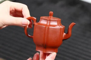 「菱花宫灯」大红袍200cc（国工艺美术师）宜兴原矿紫砂茶壶