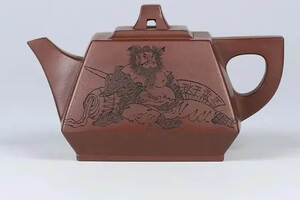 《吉方》正高（研究员）级工艺美术师 王桂芬 宜兴原矿紫砂茶壶