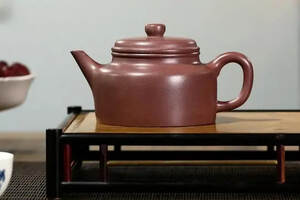 「剑流德钟」刘彩萍（国工艺美术师）宜兴原矿紫砂茶壶