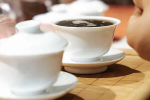 521国际茶日醉品集团联手制茶大师，打造“叶界”高端茶品牌