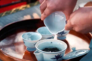 一款茶的香气大致可以分为几种类型？