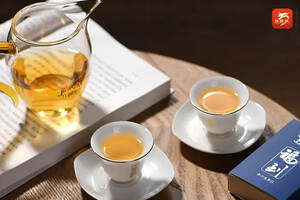 一杯茶，一本书，一知己