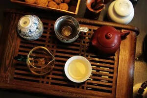 品茶——如何品尝一杯中国茶