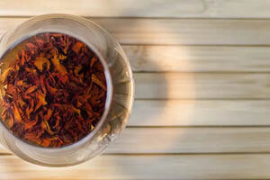 普洱茶和红茶的差别，喝哪个好？（普洱茶和红茶有什么差别,喝哪个好?）