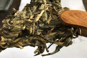 普洱茶品评第15期：一款班盆古树