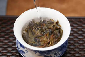 老曼娥的甜茶与苦茶区别在哪里？