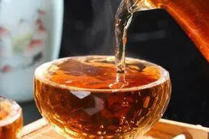 关于普洱茶中的烟熏味的缘由，哪一种说法靠谱？