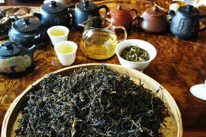 如何通过茶汤来辨别茶叶品质？