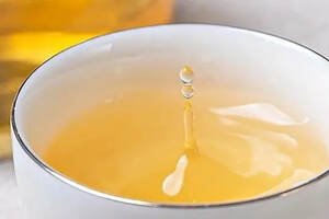 老黄片是如何变成黄金叶普洱茶的？
