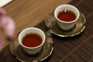 挑选六堡茶时，掌握这几个小技巧，购买到更优质的茶叶！