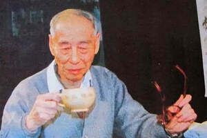 今天是当代茶圣吴觉农诞辰 125 周年，只此青绿，一杯新茶敬茶圣