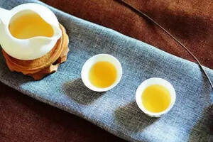 喝普洱茶容易饿，是因为茶“刮油”吗？