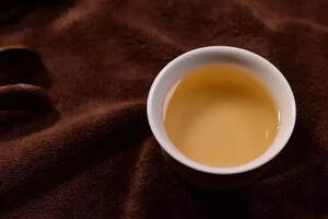 普洱茶的耐泡度：并非“古树耐泡，小树台地不耐泡”那么简单