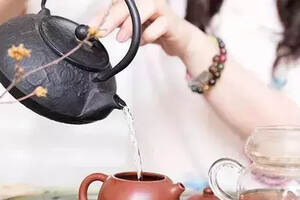 原来泡茶注水转圈圈，茶会更好味