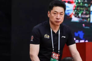CBA土豪队阵容迎来超级大换血，李春江能否带来一个总冠军？