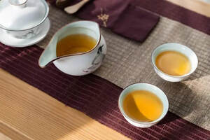 怎样理解普洱茶茶汤中的“水即香”？