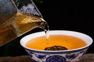喝普洱茶像喝米汤，这神奇的“粘稠感”是怎么来的？