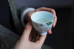 福利七夕，以白茶为证，愿天下有情人“白”首不离