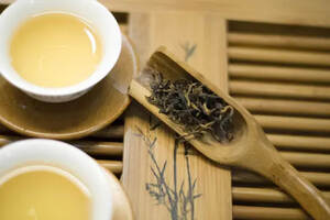 普洱茶知识：辨别普洱茶香气的方法和技巧