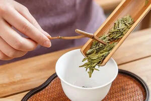 西湖龙井茶叶是绿茶还是红茶