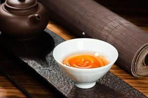 茶话 | 喝茶时，霸气的苦与绵柔的甘，你更享受哪一种？