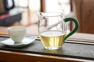 不苦不涩不是茶，那喝到入口即甜无苦无涩的普洱茶难道是假的？