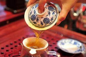 闻香识茶：普洱茶的香气