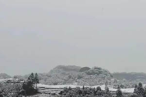 一场春雪给武夷山穿上了一层浪漫的银装