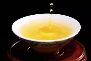 是时候为“黄片”正名，它才是普洱茶中的白月光
