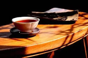 茶叶的保存应注意存储空间温度 湿度以及异味的控制()