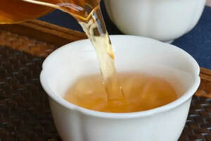 普洱茶为什么会越陈越香？普洱茶陈化的奥秘是什么？