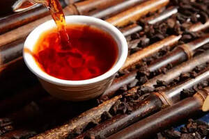为何说普洱茶是可以喝的古董？