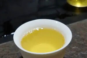 名山名寨之班盆，其古树普洱茶有哪些特点？口感如何好喝吗？