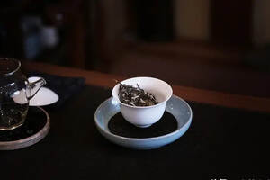 「冲泡技巧」普洱茶最讲究冲泡方法，如何冲泡喝起来更有滋味？