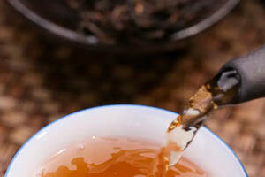 茶叶与咖啡的区别：苦中作乐是生活像咖啡，苦涩甘甜有百味像茶叶