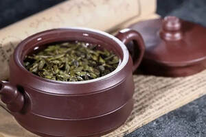 冲泡绿茶适合用紫砂壶吗？读懂这三点，以后喝绿茶不纠结
