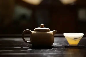 有一种幸福，简素如茶（有一种幸福,简素如茶的意思）