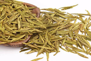 黄茶中的茶黄素，被称为“软黄金”，近些年越来越受到青睐