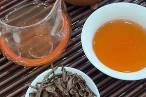 

2005勐库古树茶，原料来自大雪山，茶气刚猛