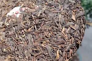 精品老生茶，98年黄印易武古树料，口感醇厚，透亮