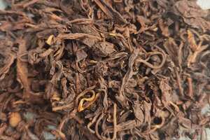 99年老曼峨老散茶生茶，茶农私藏几十公斤。