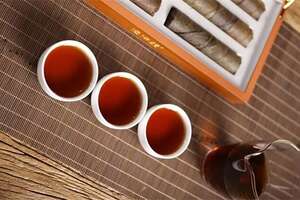 普洱茶减肥应该选生茶还是熟茶呢？
